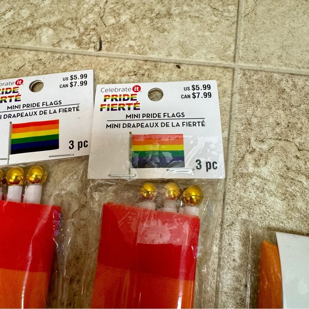 Pride Celebrate It Lot 3 x 5 Large Pride Flag Lot of 7 Packs Mini Pride Flag New
